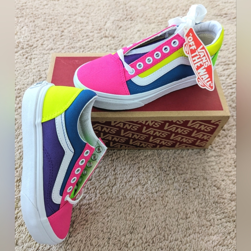 KIDS color shock VANS